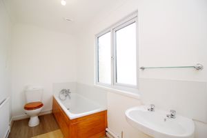 En-suite Bathroom- click for photo gallery